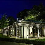 Allee מלון